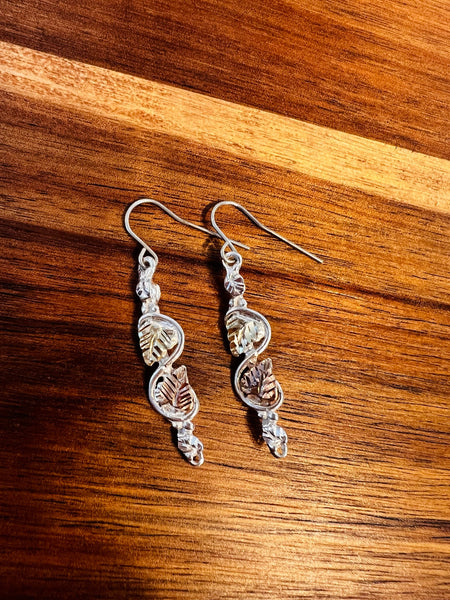 Tri-Color Intertwined Leaf Earrings